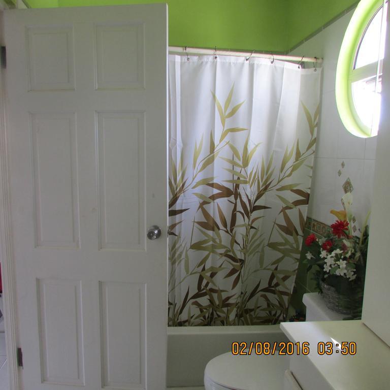 Spectacular Ocean View Retreat Apartment Saint James Exterior photo